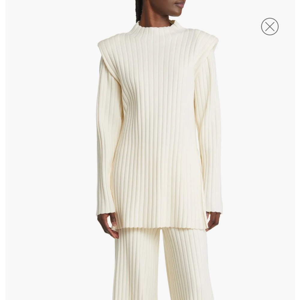 NWT Dressed in LALA top